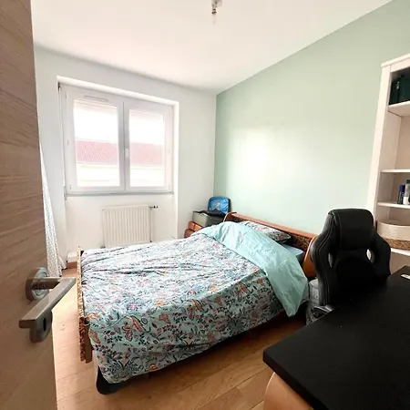 Apartman Quiet & Rooftop Downtown Saint-Étienne